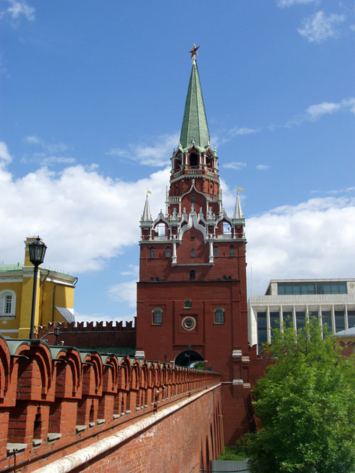 Троицкая башня